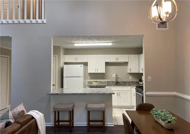 2nd image of 1068 Travelers Trl Nw, Kennesaw, GA 30144 | MLS# 7811700