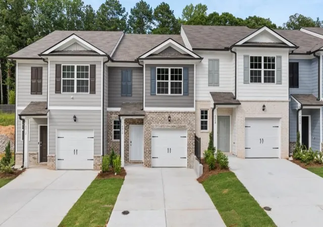 Photo 1 of Sale Pending at 6010 Skylar Dr, Atlanta, GA 30331 | MLS# 7804103 | Listing updated on 2026-10-20