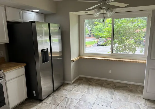 3rd image of 504 Sutters Pt, Atlanta, GA 30328