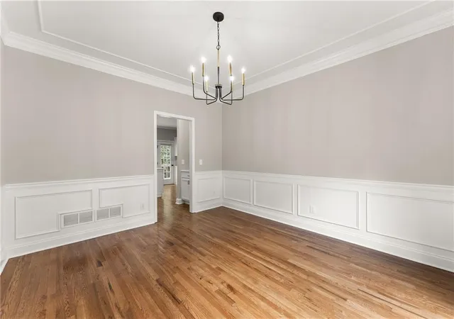 Photo 4 of Single family home for sale at 191 Wrights Mill Wy, Canton, GA 30115 | MLS# 7829284 | Listing updated on 2026-08-30