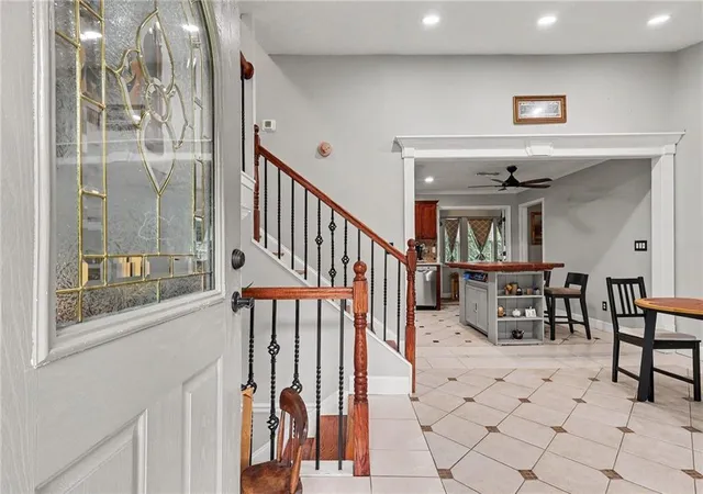 Photo 4 of Single family home for sale at 1551 Shenta Oak Dr, Norcross, GA 30093 | MLS# 7810092 | Listing updated on 2026-09-08