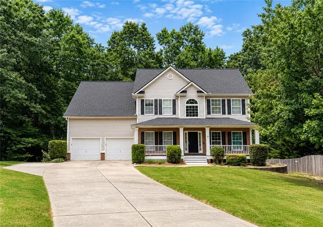 Photo 2 of Sale Pending at 8 Creekside Overlook View, Hiram, GA 30141 | MLS# 7813871 | Listing updated on 2026-08-19