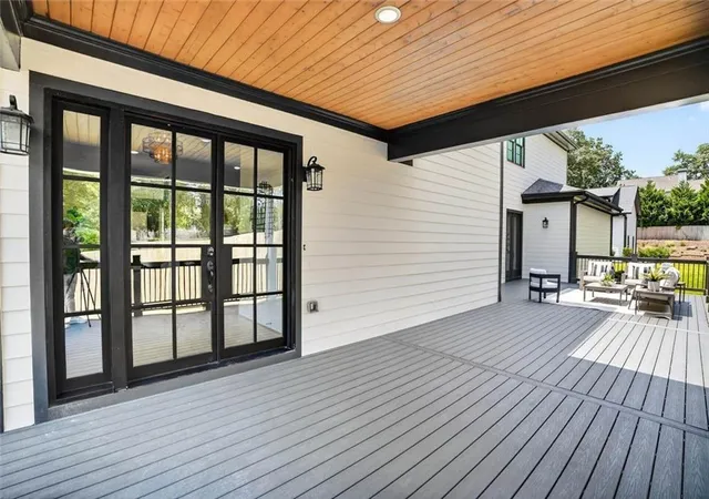 Photo 3 of Sale Pending at 2153 Cooper Lake Rd Se, Smyrna, GA 30080 | MLS# 7815731 | Listing updated on 2026-09-22