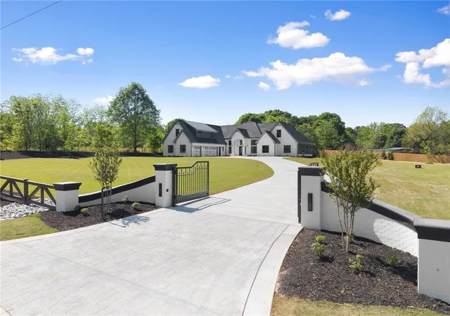 Photo 1 of Single family home for sale at 2366 Wall Rd, Monroe, GA 30656 | MLS# 7758416 | Listing updated on 2026-09-04