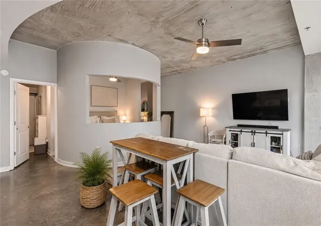 Homes for sale in Atlanta, GA | 250 Pharr Rd Ne #804, Atlanta, GA 30305 | MLS# 7744458