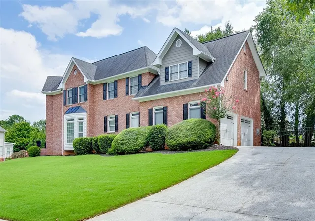 2nd image of 5332 Candleberry Dr Sw, Lilburn, GA 30047 | MLS# 7819979