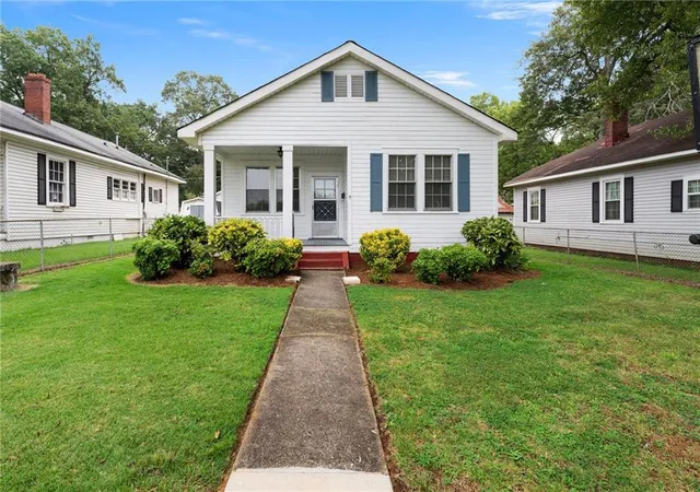 1st image of 3 Litchfield St, Cartersville, GA 30120 | MLS# 7814374