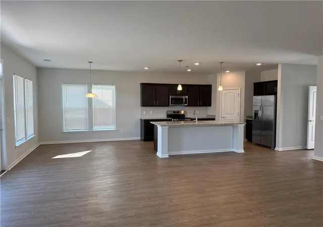 Photo 4 of Single family home for sale at 16 Jazz Dr, Pooler, GA 31322 | MLS# 7721741 | Listing updated on 2026-09-04