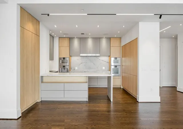 3rd image of 1065 Peachtree St Ne #3504, Atlanta, GA 30309 | MLS# 7810459
