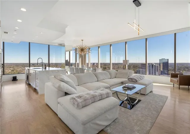 Photo 2 of Condo for sale at 3630 Peachtree NE #2204, Atlanta, GA 30326 | MLS# 7743093 | Listing updated on 2026-08-10