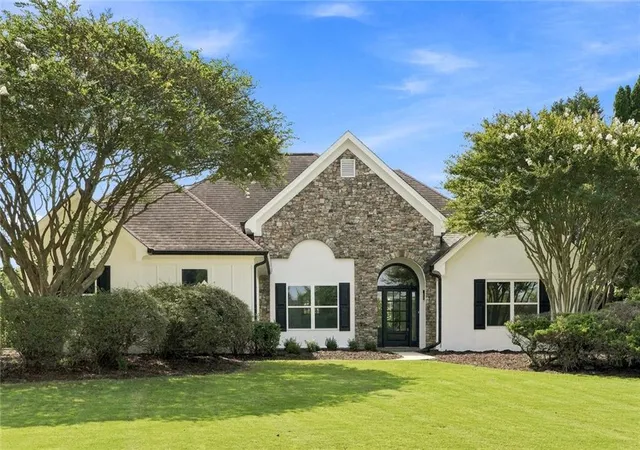 Photo 3 of Single family home for sale at 1950 Harvest Way, Loganville, GA 30052 | MLS# 7822010 | Listing updated on 2026-08-19
