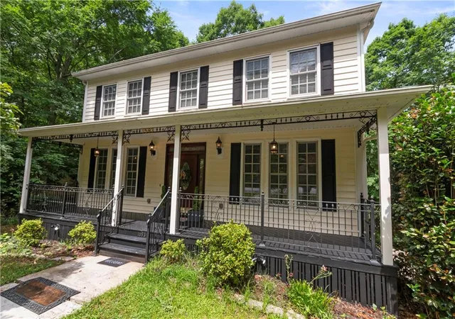 2nd image of 1593 Walkway Ct Sw, Lilburn, GA 30047 | MLS# 7778668