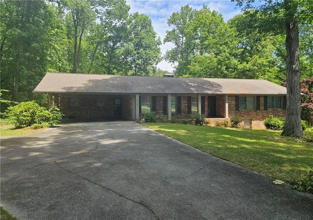 2nd image of 2107 Flat Shoals Rd Sw, Conyers, GA 30094 | MLS# 7763891