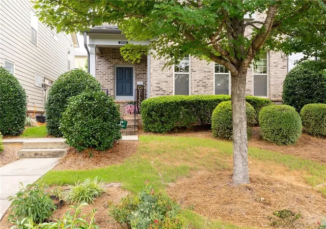 Photo 3 of Single family home for sale at 2658 Telfair Dr, Smyrna, GA 30080 | MLS# 7794491 | Listing updated on 2026-07-12