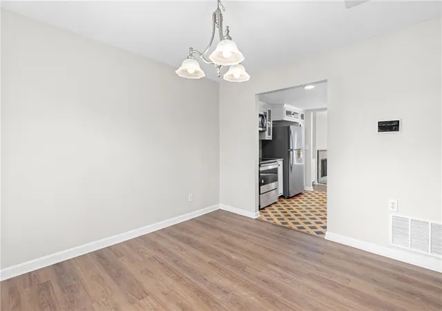 5th image of 15 Ivy Sq Ne, Atlanta, GA 30342 | MLS# 7825485