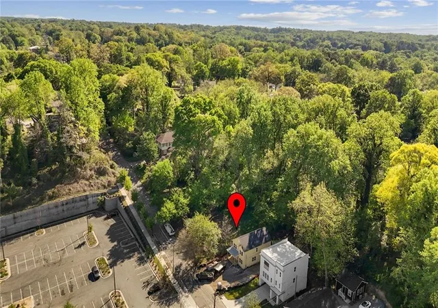 3rd image of 512 Nw Pierce Ave Nw, Atlanta, GA 30318 | MLS# 7746107