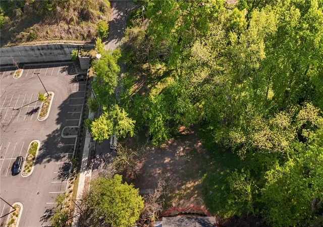 4th image of 512 Nw Pierce Ave Nw, Atlanta, GA 30318 | MLS# 7746107