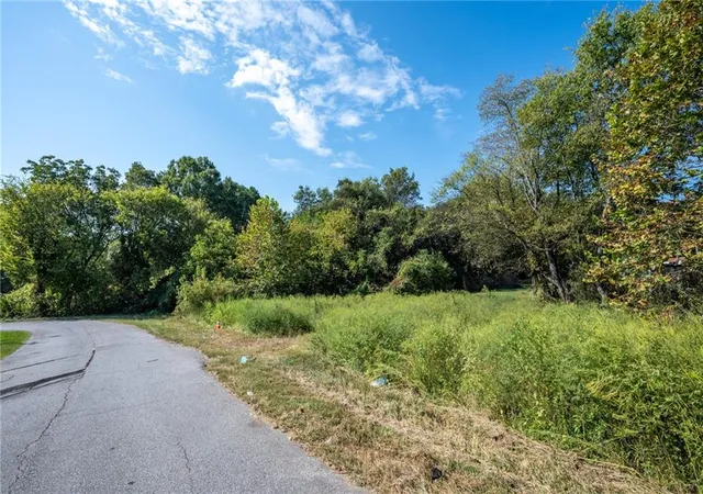 5th image of 270 Lawrence St, Adairsville, GA 30103 | MLS# 7653283