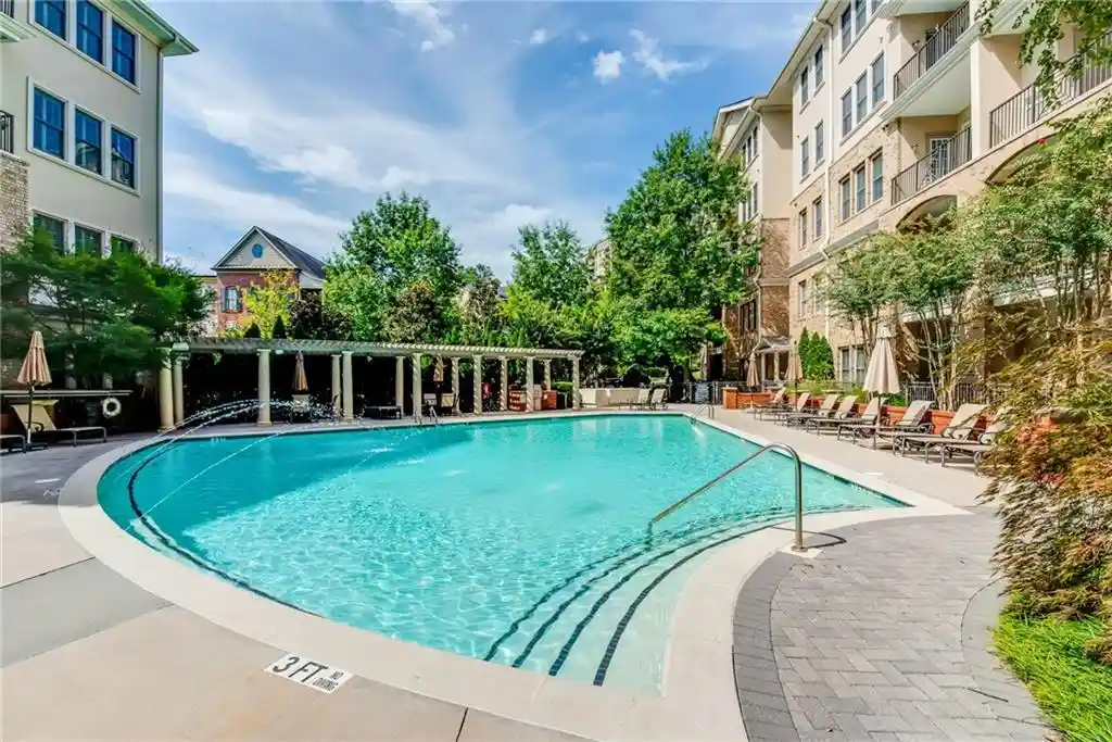 Listing Photo 2 - Condo for sale in 3621 Vinings Slope Se located at 3621 Vinings Slope Se, Vinings, GA 30339 - Unit #1336