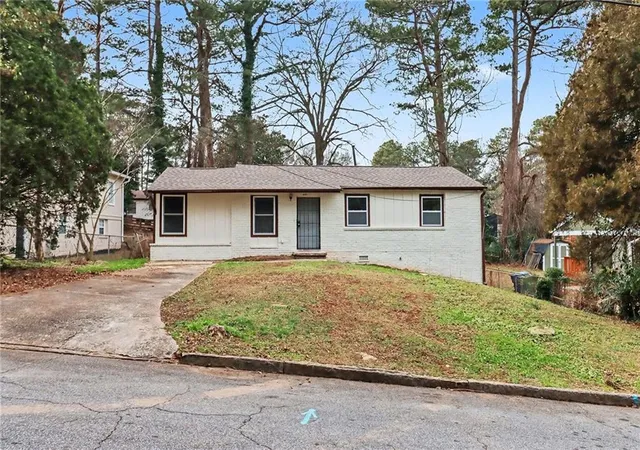 Homes for sale in Atlanta, GA | 446 Fedora Wy Nw, Atlanta, GA 30331 | MLS# 7713232