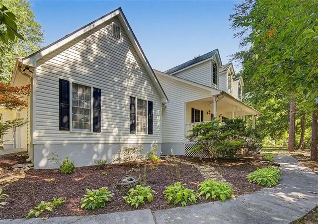 2nd image of 75 Indian Hills Dr, Rydal, GA 30171 | MLS# 7828129