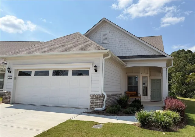 Homes for sale in Hoschton, GA | 5687 Villa Crest Dr, Hoschton, GA 30548 | MLS# 7758113