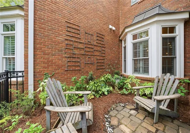 3rd image of 8420 Parker Pl, Roswell, GA 30076 | MLS# 7767162