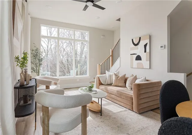 3rd image of 1123 Knight Walk Nw, Atlanta, GA 30318 | MLS# 7712043