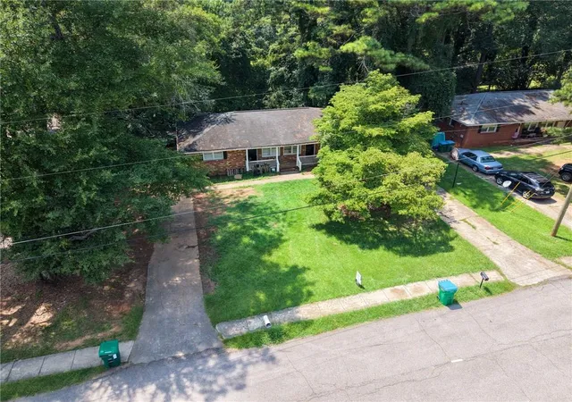 2nd image of 5604 Edith St, Austell, GA 30106 | MLS# 7813465