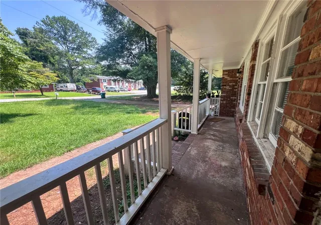 Photo 3 of House for sale at 5604 Edith St, Austell, GA 30106 | MLS# 7813465 | Listing updated on 2026-09-03