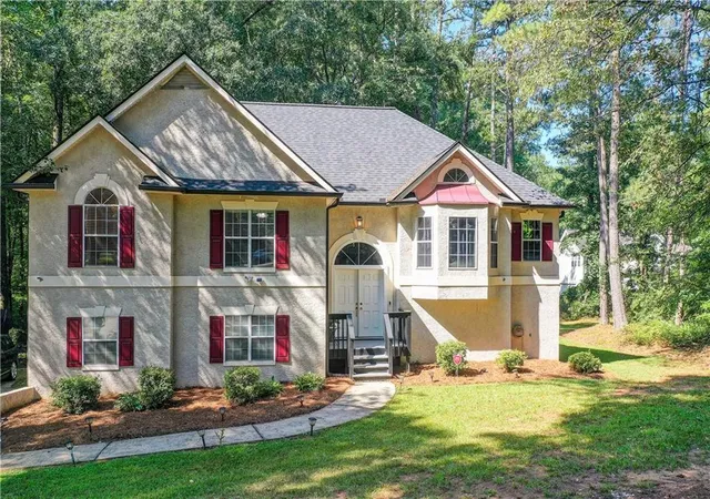 Photo 2 of Single family home for sale at 56 Montpelier Pl, Sharpsburg, GA 30277 | MLS# 7829782 | Listing updated on 2026-09-01