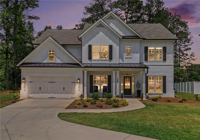 2nd image of 1997 Shallowford Rd, Marietta, GA 30066 | MLS# 7778570