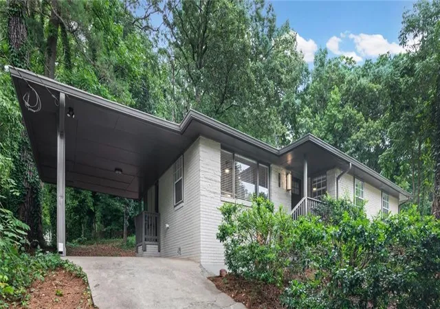 Photo 1 of Single family home for sale at 2918 Santa Monica Dr, Decatur, GA 30032 | MLS# 7807150 | Listing updated on 2026-08-28
