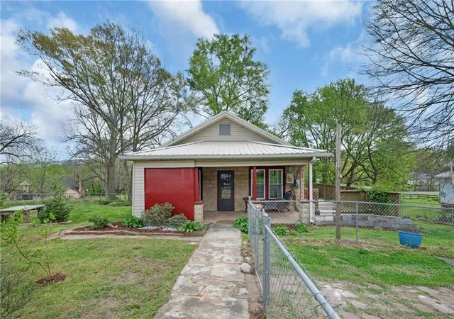 Homes for sale in Summerville, GA | 775 Union St, Summerville, GA 30747 | MLS# 7745411