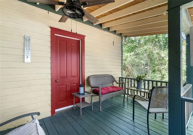 3rd image of 118 E Oak St, Ellijay, GA 30540 | MLS# 7798575
