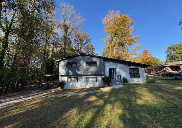 3rd image of 2045 Pine Oak Dr Sw, Atlanta, GA 30310 | MLS# 7677614