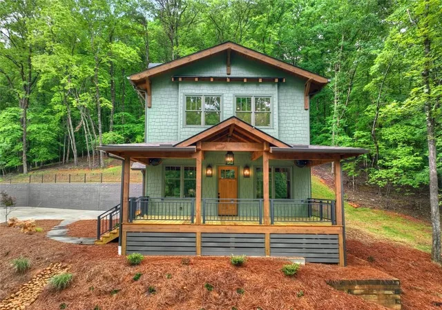 Homes for sale in Ellijay, GA | 91 Edgewater Dr, Ellijay, GA 30540 | MLS# 7787301