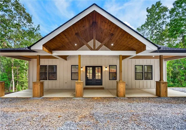 Photo 1 of Single family home for sale at 1030 Old Flat Branch Rd, Ellijay, GA 30540 | MLS# 7829468 | Listing updated on 2026-08-31