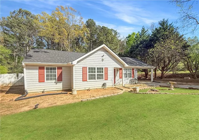 Homes for sale in Winder, GA | 211 Brooks Ln, Winder, GA 30680 | MLS# 7747238