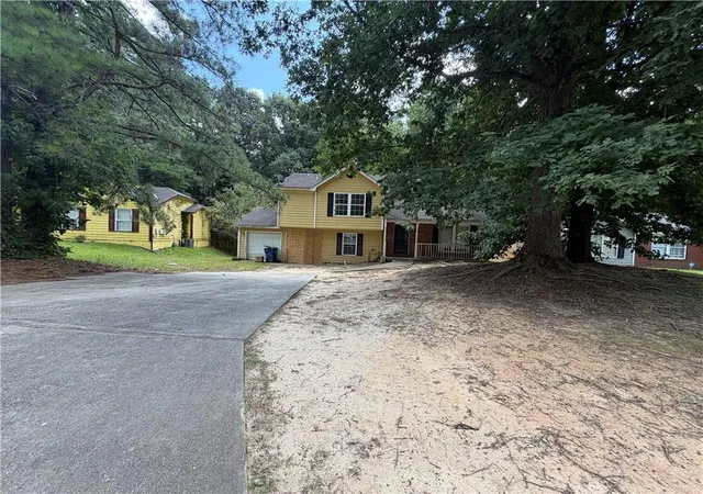 Photo 1 of Single family home for sale at 6495 Emerald Pointe Cir, Atlanta, GA 30349 | MLS# 7820723 | Listing updated on 2026-09-11