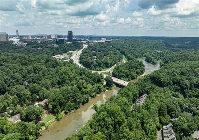 31st image of 4418 Paces Battle Nw, Atlanta, GA 30327 | MLS# 7813021
