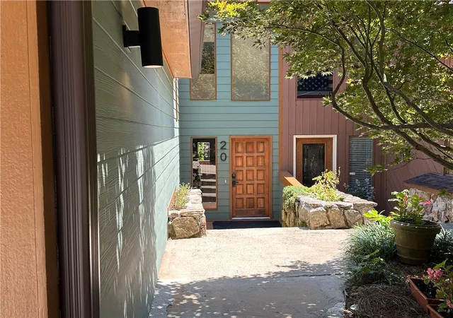 2nd image of 20 Colony Ridge Pl, Johns Creek, GA 30022 | MLS# 7825816