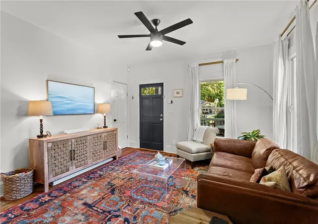 Photo 4 of Sale Pending at 1962 Main St Nw, Atlanta, GA 30318 | MLS# 7829296 | Listing updated on 2026-09-05