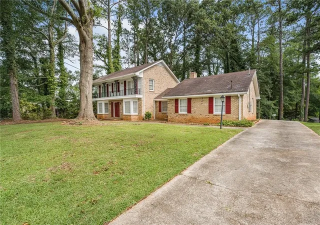 3rd image of 3584 Preakness Dr, Decatur, GA 30034 | MLS# 7804208