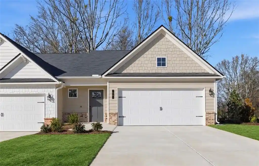 Photo 1 of Townhouse for sale at 16 Silver Leaf Ln, Dawsonville, GA 30534 | MLS# 7861635 | Listing updated on 2026-10-30