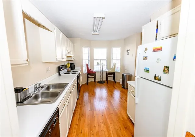 4th image of 6452 Wedgeview Dr, Tucker, GA 30084 | MLS# 7710337