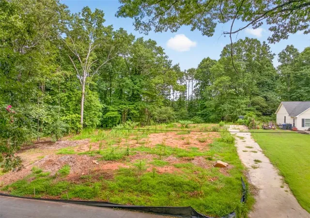 3rd image of 1181 Owen Cir, Sugar Hill, GA 30518 | MLS# 7802522