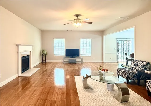 Photo 3 of Single family home for sale at 127 Thorncrest Ct, Tucker, GA 30084 | MLS# 7794839 | Listing updated on 2026-09-01