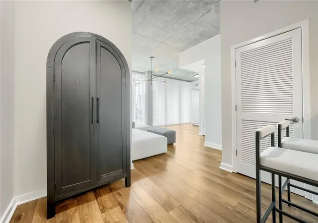 Photo 3 of Condo for sale at 3324 Peachtree Rd NE #810, Atlanta, GA 30326 | MLS# 7811757 | Listing updated on 2026-08-04