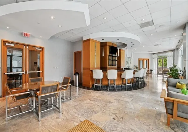 Homes for sale in Atlanta, GA | 3338 Peachtree Road, Atlanta, GA 30326 | Houzeo